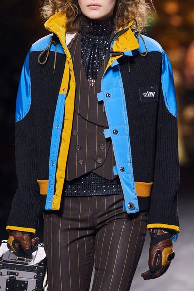 Look 34